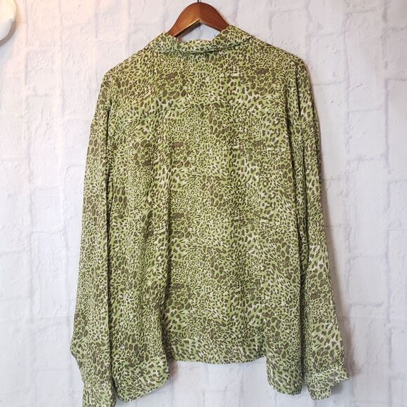 KENETH TOO! Sheer Zip Front Animal Print Jacket - Picture 9 of 9